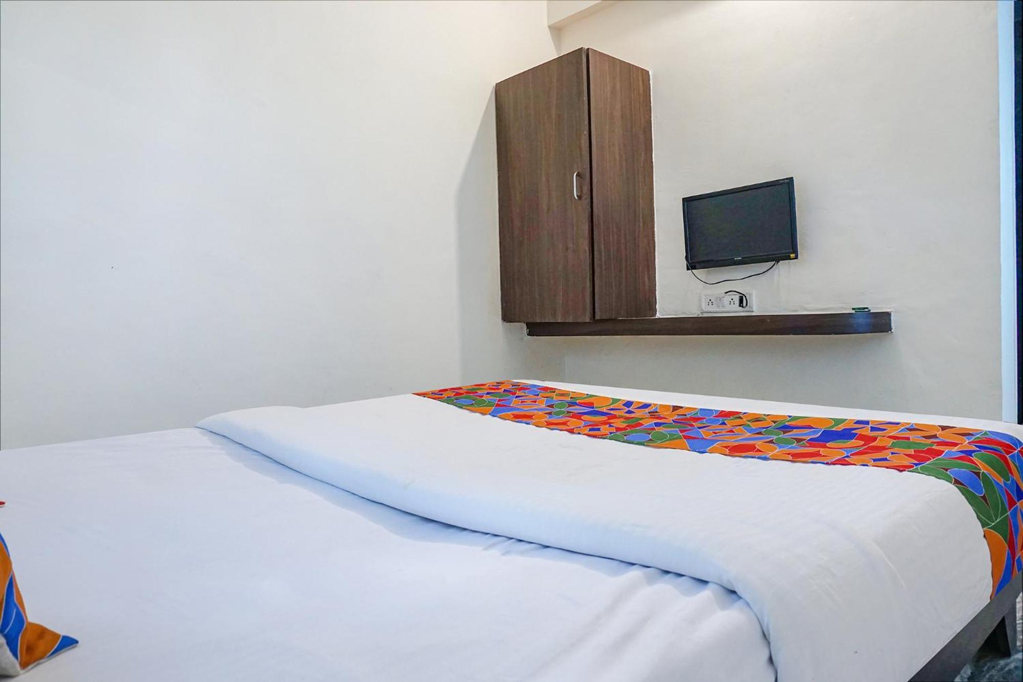 Fabhotel Gokul Lodge Gorhe Khurd Luaran gambar